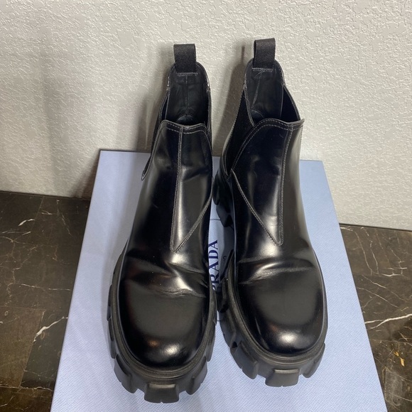 Prada monolith brushed leather chelsea boots - Picture 11 of 13